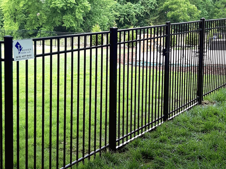 aluminum fence company in the Knoxville Tennessee area.