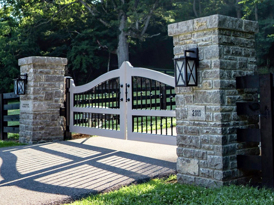 Commercial and Residential Gate Contractor in Knoxville Tennessee