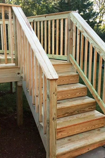 Decking Options in Knoxville Tennessee