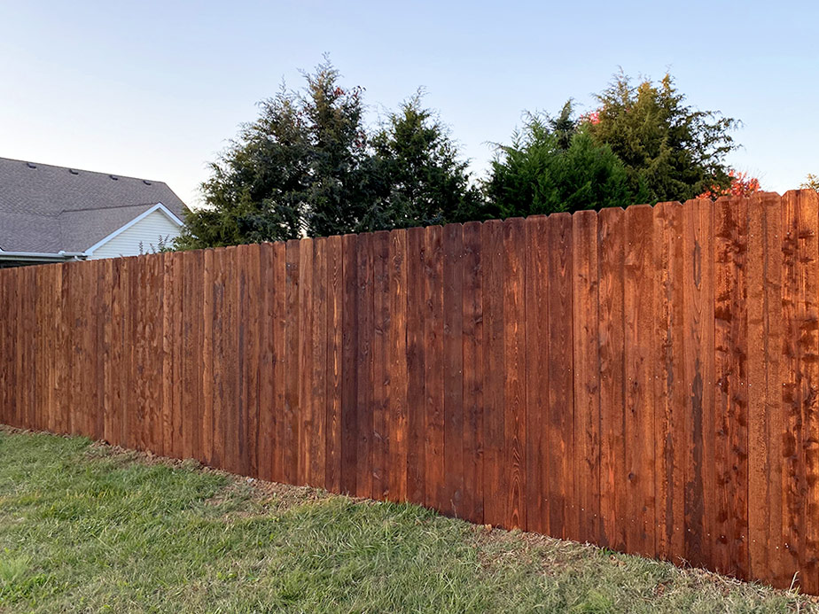 Knoxville Tennessee wood privacy fencing