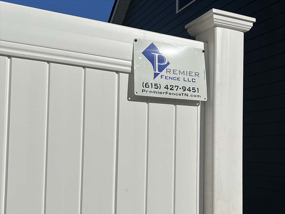 Lenoir City Tennessee residential and commercial fencing