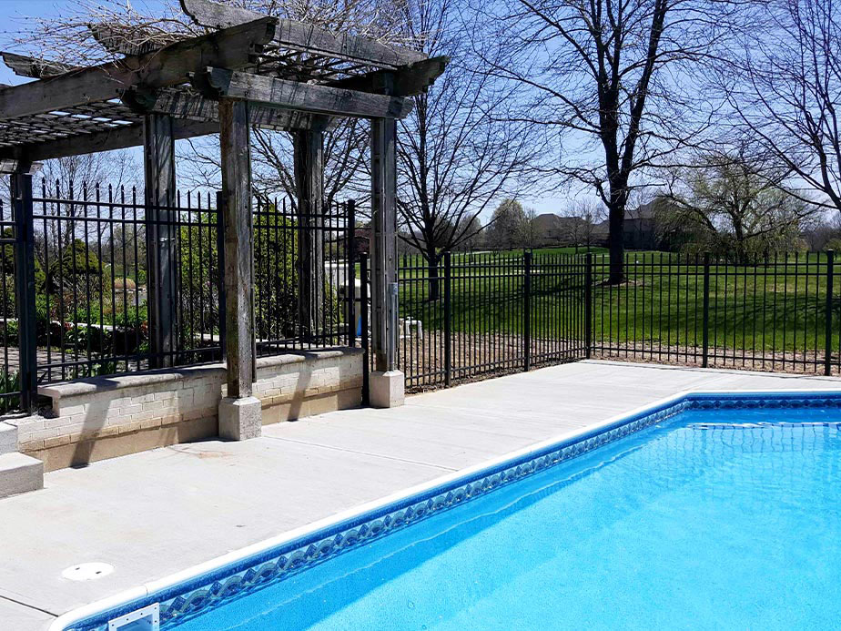 Pool Fence Example in Powell Tennessee